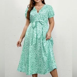 Green & White Floral Print Belted Short Sleeve Flowy Maxi Dress 3X